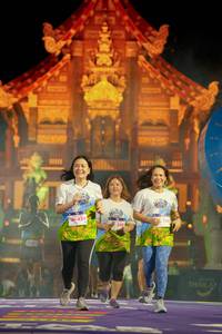 BIB: 424, 310, 166
                            <button type="button" onclick="openModal(22478078)" class="btn btn-primary btn-sm float-right btn-popup" data-toggle="modal" data-target=".modal-high-quality">
                        <i class="fas fa-shopping-cart"></i> Add to Cart
                    </button>
                                            <button type="button" onclick="isThisMe(22478078, true)" class="btn btn-success btn-sm float-right btn-popup btn-isme hidden" data-toggle="tooltip" data-placement="bottom" title="นี่คือรูปของคุณใช่ไหม คลิกที่นี่เพื่อเอาเข้าอัลบั้ม">
                        <i class="fas fa-plus"></i> Add to album
                    </button>
                    <button type="button" onclick="isThisMe(22478078, false)" class="btn btn-warning btn-sm float-right btn-popup btn-isnotme hidden">
                        <i class="fas fa-ban"></i> Remove from album
                    </button>